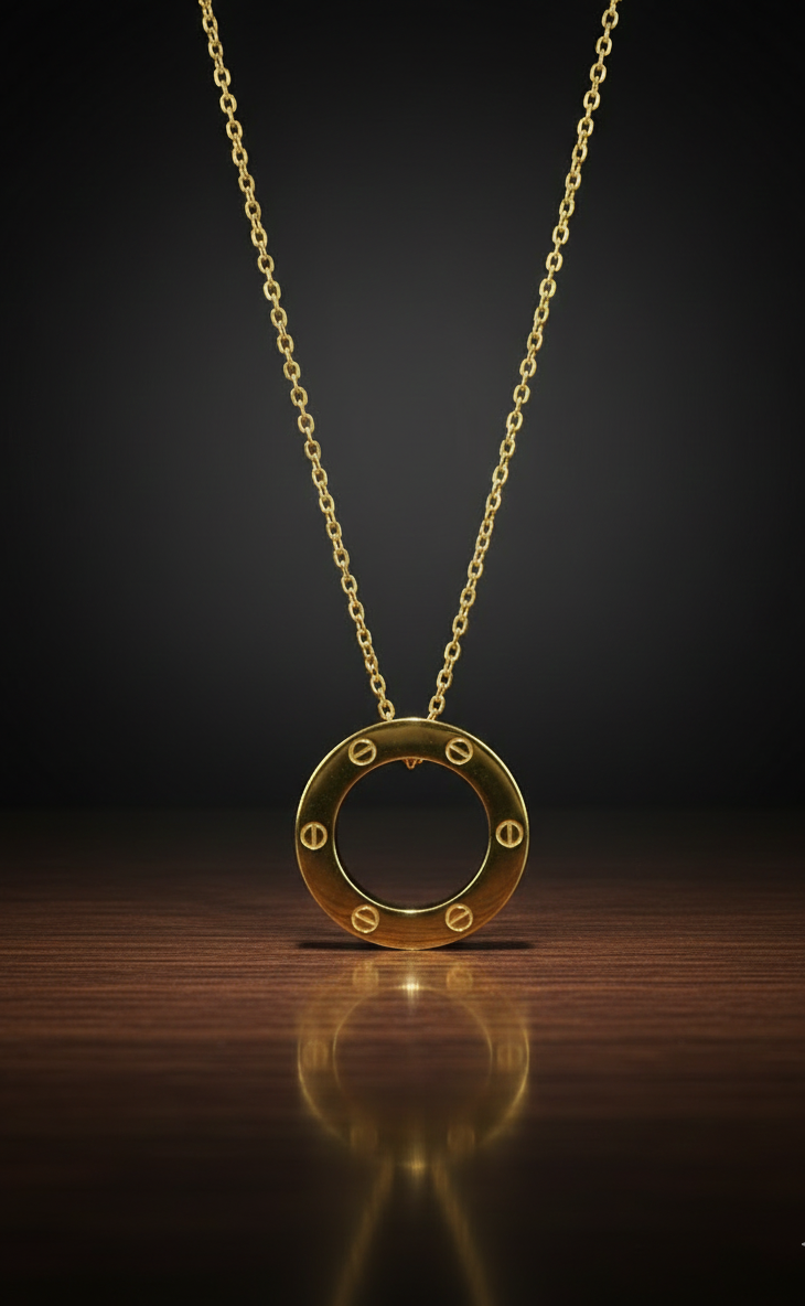 Golden Circle Pendant Necklace – The Power of Simplicity